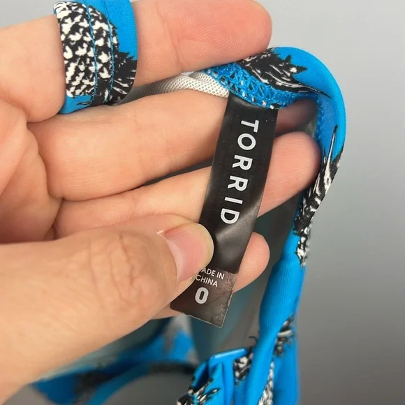 Torrid plus size 12/14 (0 & 1) 2 pc peplum underwire pushup top & ruched bottoms - Picture 10 of 10